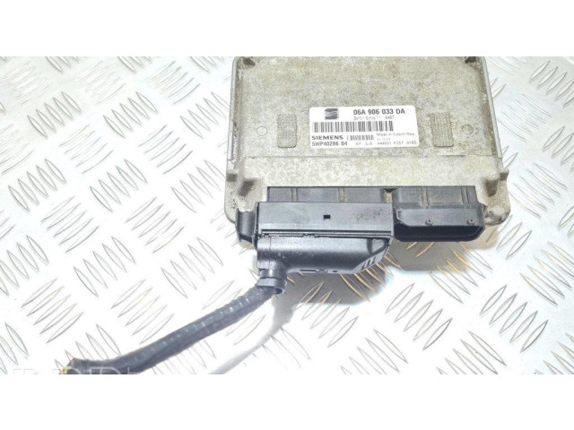 Řídící jednotka 06A906033DA, 5WP4028604   Seat Toledo III (5P) 2005