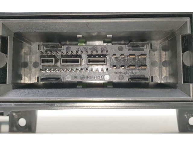 Přístrojová deska Volkswagen Tiguan 2008 5N0920870D, 110080360