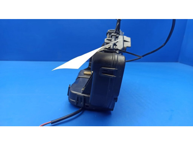 Задний замок