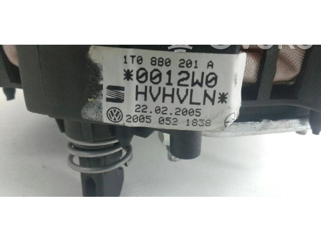 Подушка безопасности водителя 1T0880201A Volkswagen Touran I