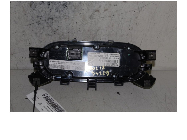 Блок управления климат-контролем    Fiat 500L