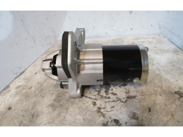 Масляный насос H4B_408 233000557R Renault Clio IV