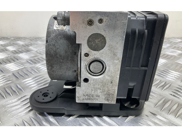 Блок АБС 5Q0907379R Skoda Octavia Mk3 (5E) 2013 - 2019 года