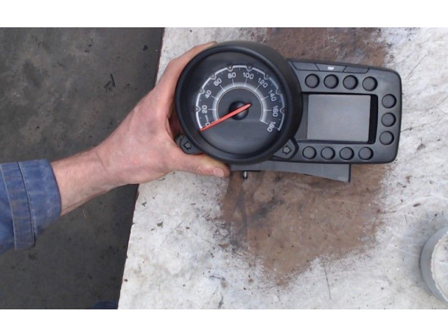 Панель приборов Chevrolet Spark