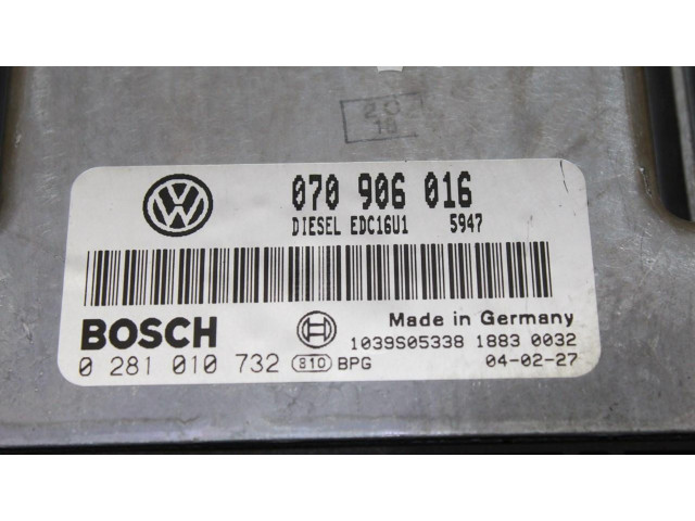 Řídící jednotka Volkswagen Multivan T5 2009