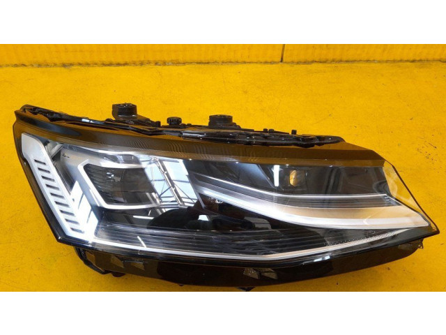 Передняя фара