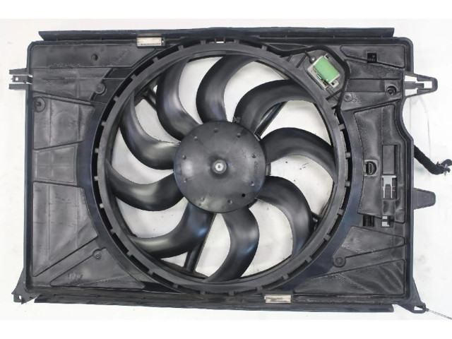 Вентилятор радиатора Jeep Renegade