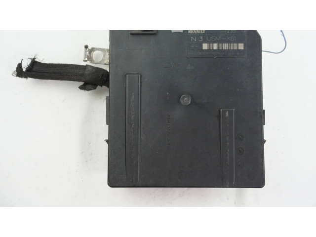   Pojistková skříňka 8201044235   Renault Kangoo  2014