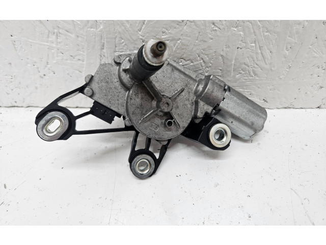 Моторчик заднего дворника 6Q6955711C, 0390201596    Volkswagen Polo IV 9N3