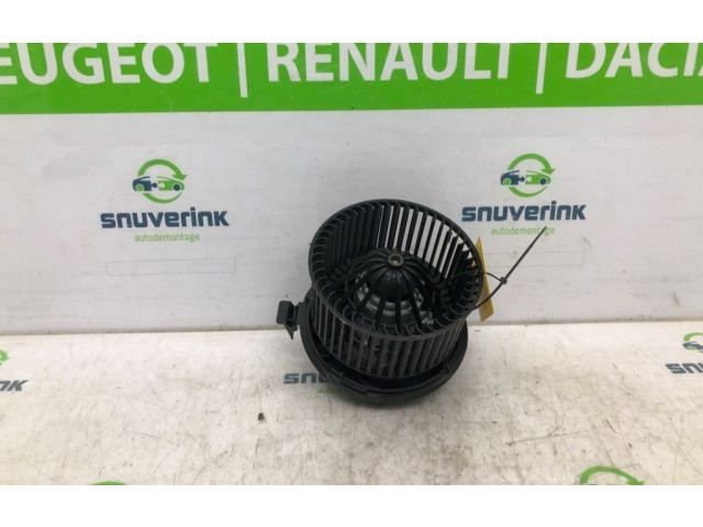 Вентилятор печки 103955, 272269U01A Renault Twingo II