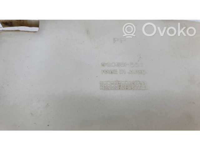 Бачок оконной жидкости