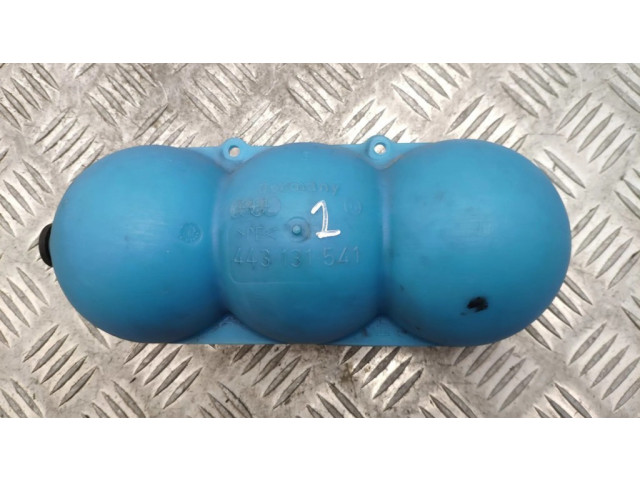 Воздушный резервуар вакуума