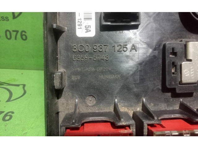   Pojistková skříňka 3C0937125A   Volkswagen Tiguan 2013