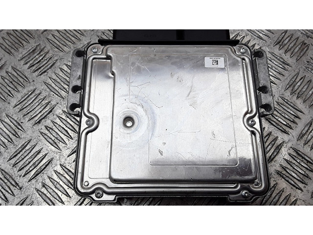 Блок управления двигателя    Honda HR-V