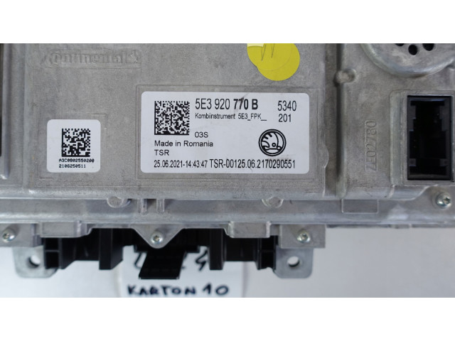 Панель приборов LICZNIK VIRTUAL ZEGARY LCD SKODA OCTAVIA IV 4 5E3 5E3920770B   Skoda Octavia Mk4       