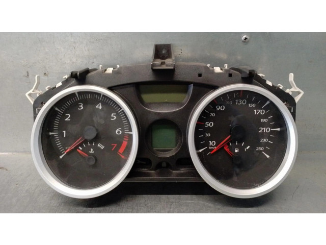 Přístrojová deska Renault Megane II 2002 8200408790, 8200793124