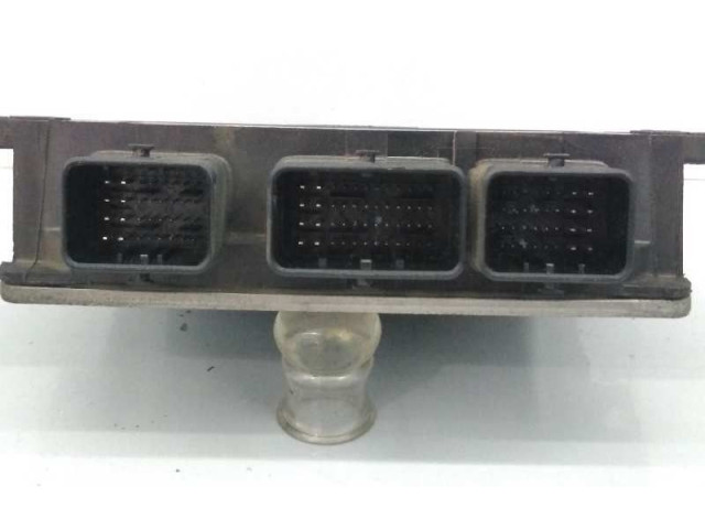 Блок управления двигателя 8200911568, 8200785530   Dacia Logan Pick-Up