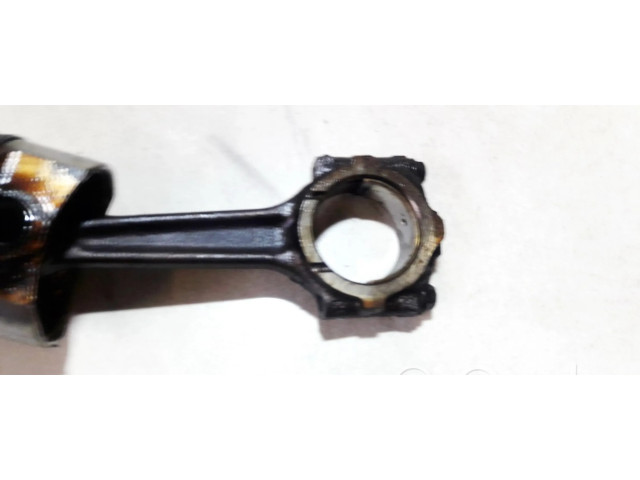 Píst Fiat Punto (176) pro benzínový motor 1.2