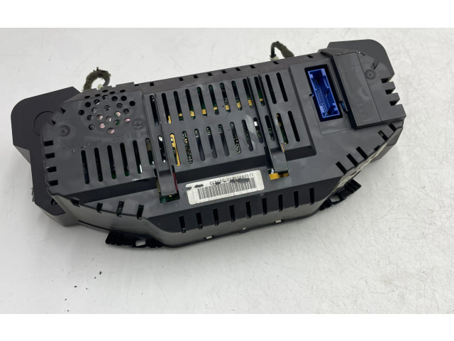 Přístrojová deska Audi A8 S8 D3 4E 2005 4E0920931C, 4E0910931C