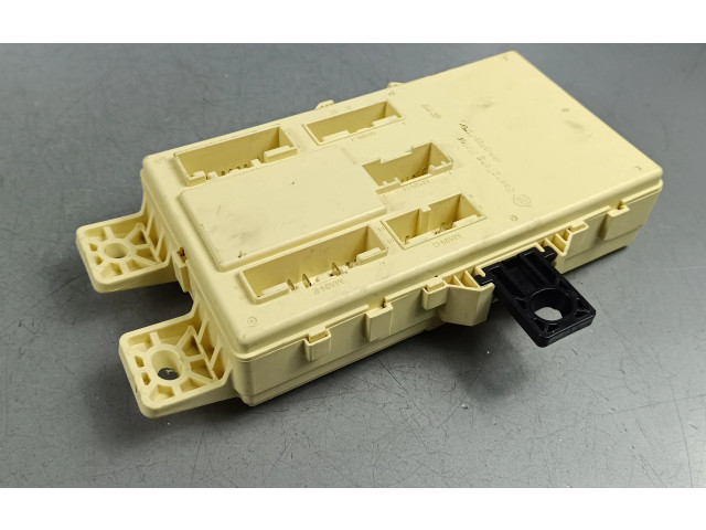 Блок предохранителей 8219038120   SsangYong Musso    