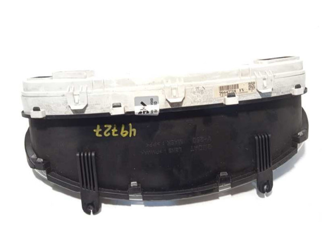 Přístrojová deska Chevrolet Epica 2008 96647718