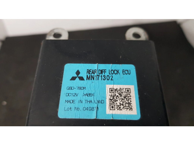 Блок комфорта MN171314V, MN171302 Mitsubishi L200