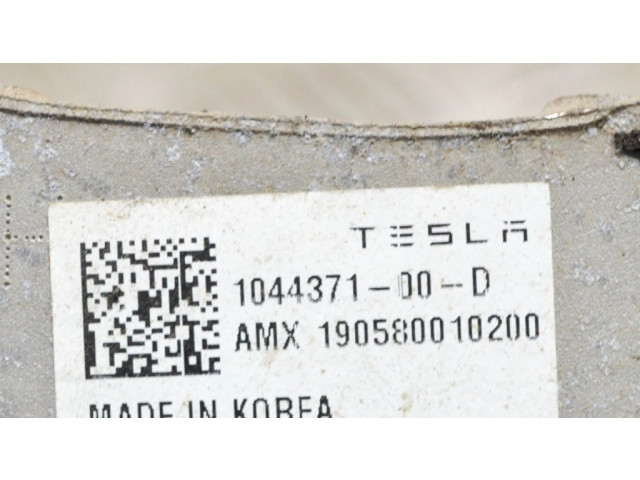 Блок управления коробкой передач 104437100D, 104403200C Tesla Model 3
