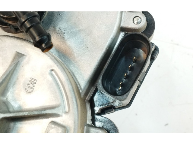 Моторчик заднего дворника 2K7955711 Volkswagen Caddy