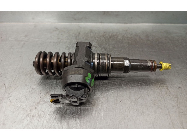 Форсунка 038130073BQ, 0414720312    Skoda Octavia Mk2 (1Z)  BMM 