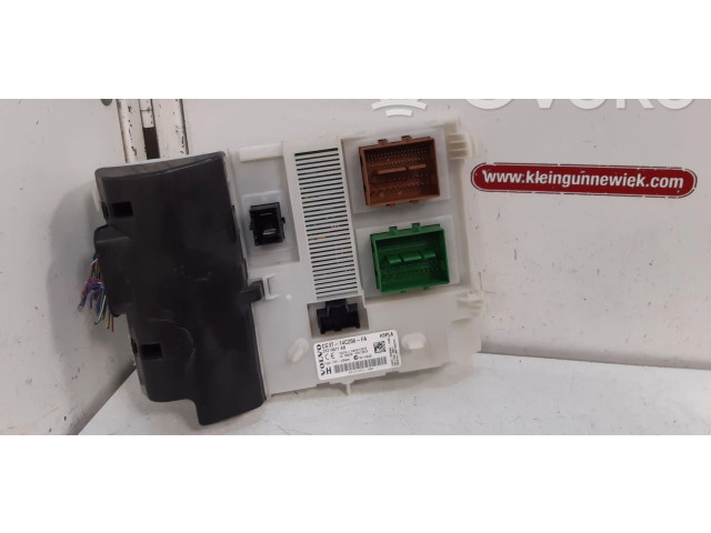 Блок предохранителей CG9T14C256FA, 31314511 Volvo V70