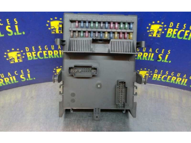 Pojistková skříňka Řídící jednotka BSM 82003091621   Renault Espace III 2003