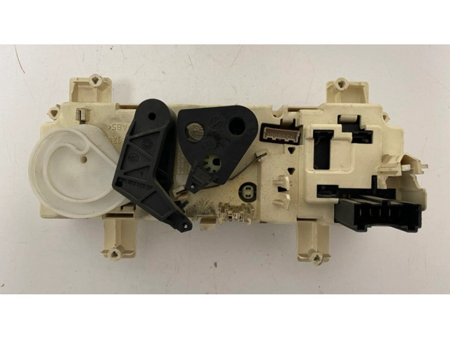 Блок управления климат-контролем 810621263F Citroen Xsara