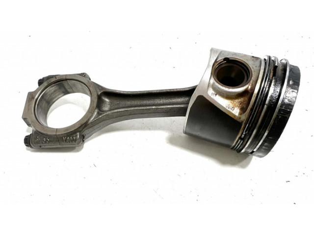 Píst 038JDE, S85V400 Dodge Journey pro naftový motor 2.0