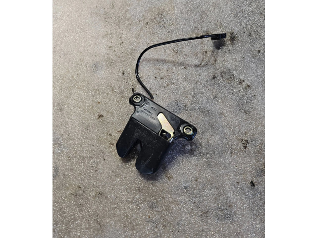 Zámek zadních dveří Audi A8 S8 D2 4D 1995