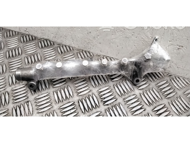 Топливная рампа 31303612   Volvo V70   для двигателя D4204T5