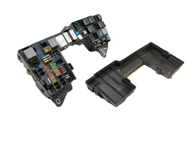 Pojistková skříňka Řídící jednotka BSM 8X2T14290KD Jaguar XF X250 2009