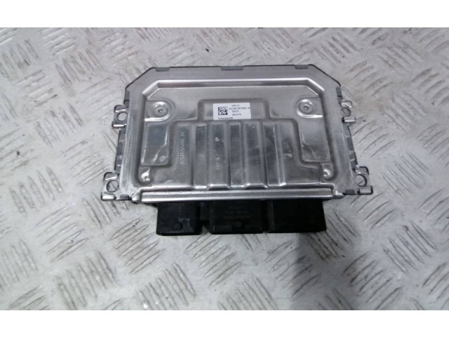 Блок управления двигателя 237105698R, 237102611S Dacia Duster II