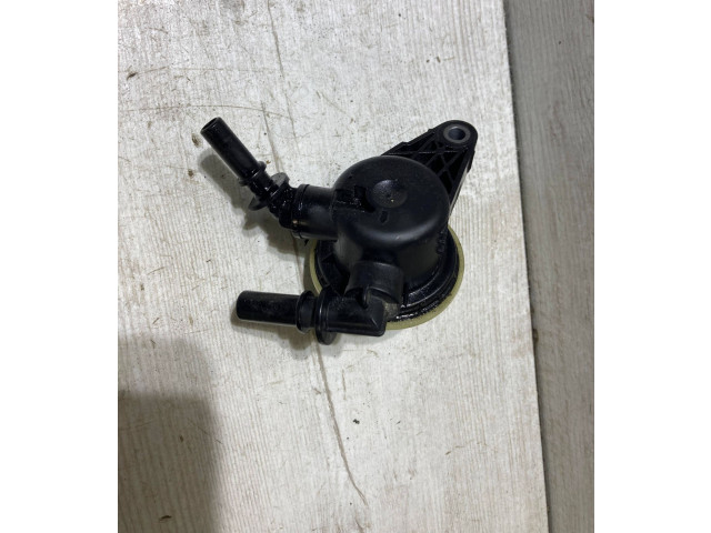 Топливная рампа v-1682   Citroen C3 Aircross  