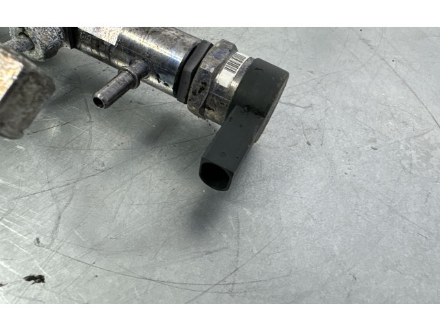 Vstřikovací lišta 0281002949, 0281002948 BMW 5 F10 F11 N57D30B