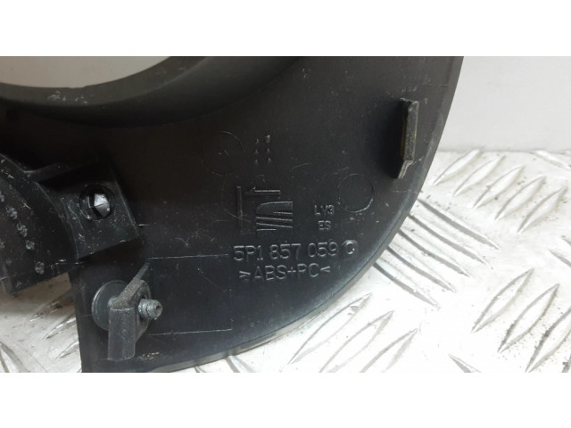 Отделка приборного щитка