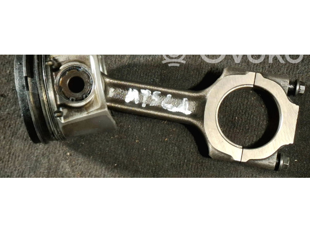 Píst Mitsubishi Space Star