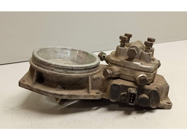 Vstřikovací lišta 0438121087, 0438101035 Audi 80 90 S2 B4