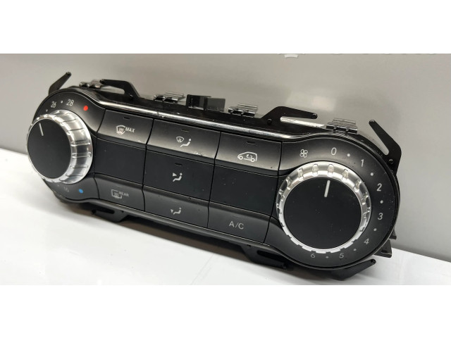 Блок управления климат-контролем A2469002208, A2469010705   Mercedes-Benz GLA W156