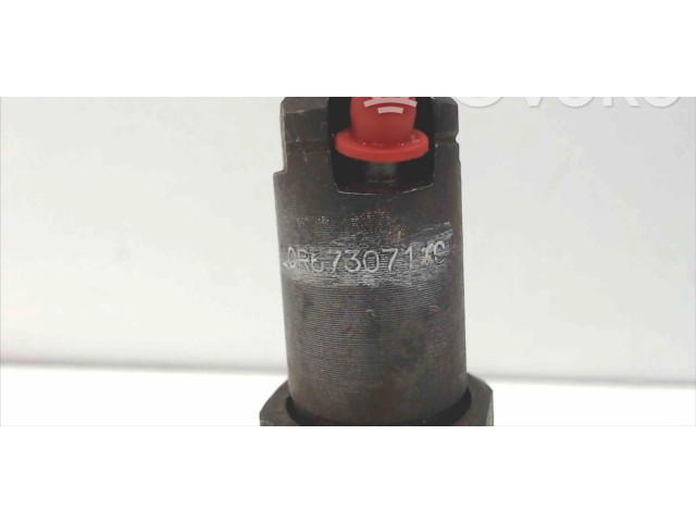 Vstřikovač LCR673071 Peugeot 106