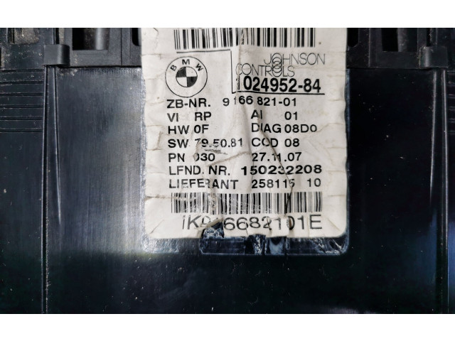 Přístrojová deska BMW 1 E81 E87 2006 1041568, 102495284