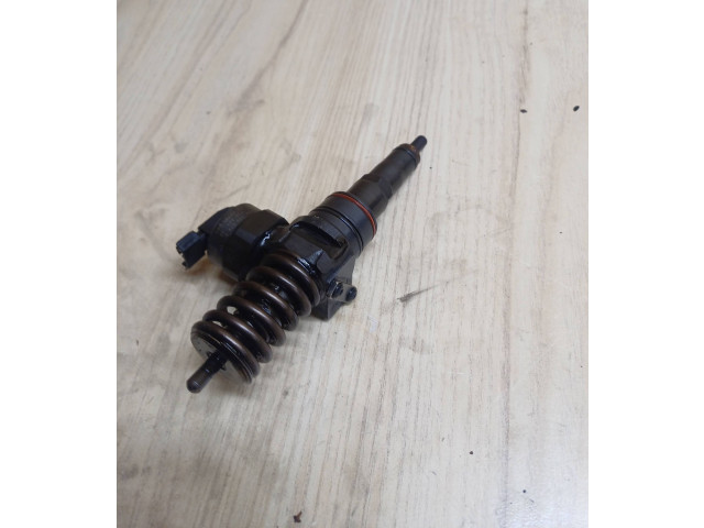 Vstřikovač 038130073H Volkswagen Sharan