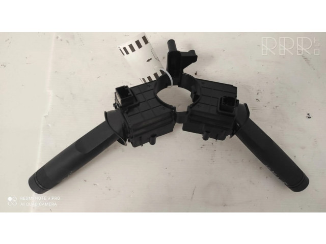 Jungiklių komplektas