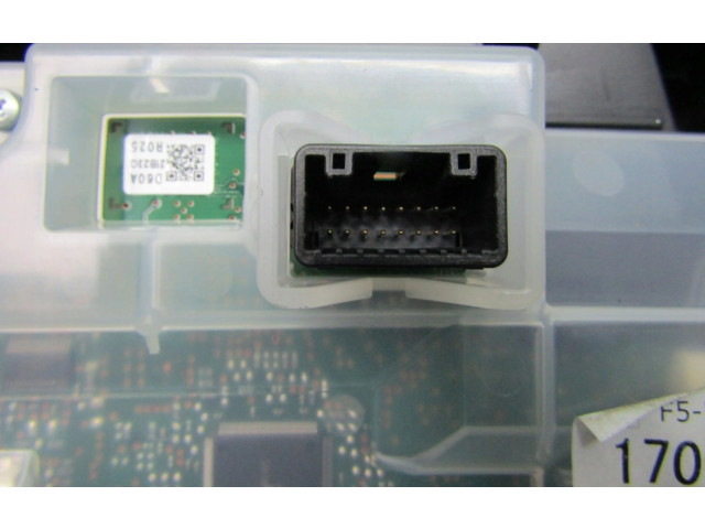 Дисплей D44KB Mazda MX-30