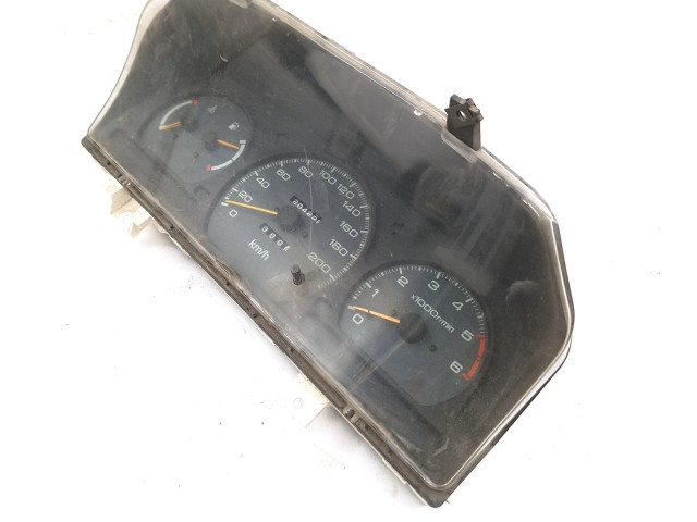 Панель приборов MR240564, MR24266940 Mitsubishi Space Wagon