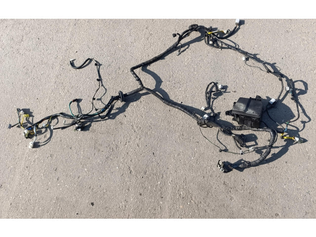 Pojistková skříňka Suzuki Swift II 2013